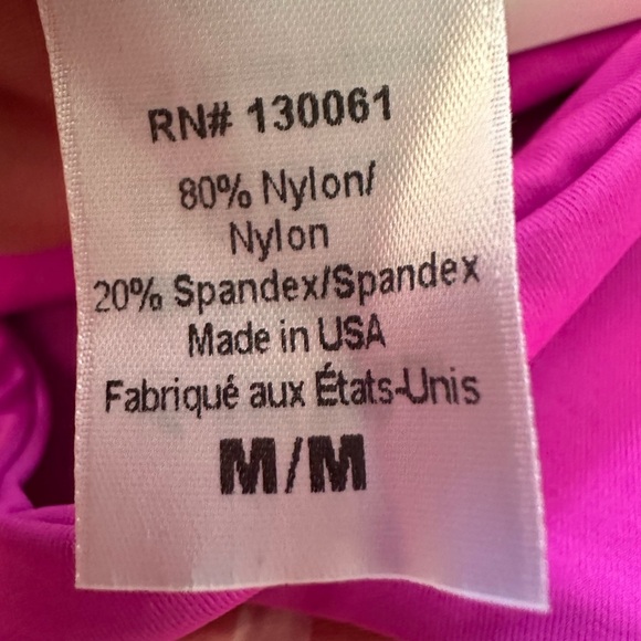 L Space Vibrant Pink Triangle Bikini Top Medium NWT - Picture 8 of 8